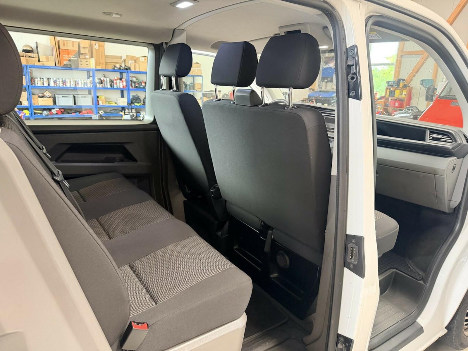 Volkswagen T6 andere T6.1 2.0 TDI Kasten 6-Sitzer lang 1. Hand, миниатюра 16