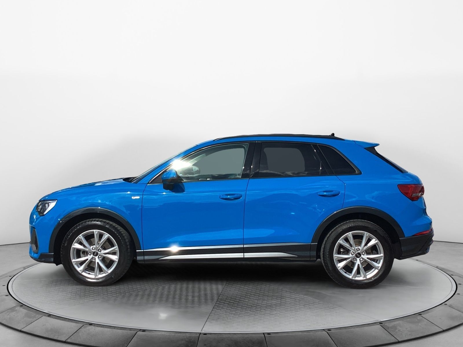 Audi Q3 35 TDI S-Tronic, S-Line, AHK, ACC, MMI Naviga imagem 2
