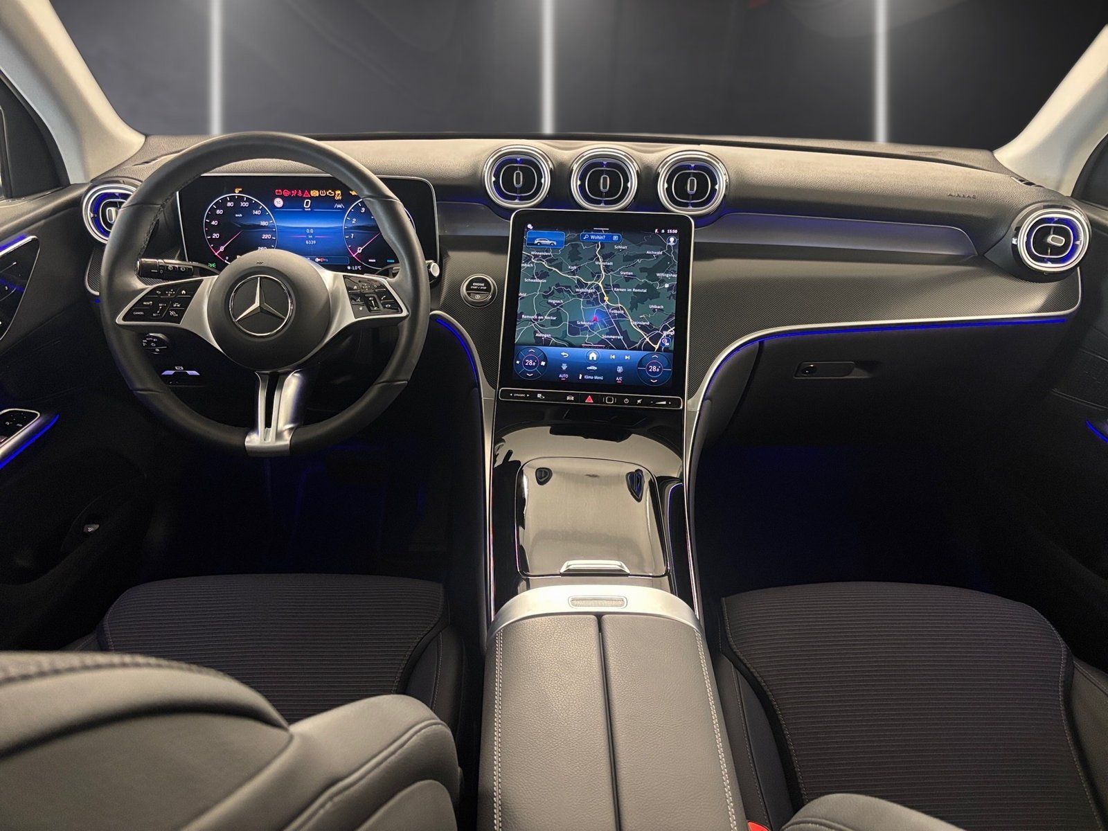 Fahrzeugabbildung Mercedes-Benz GLC 200 4M Avantgarde*Distro*360*Totwin*Memo*LED