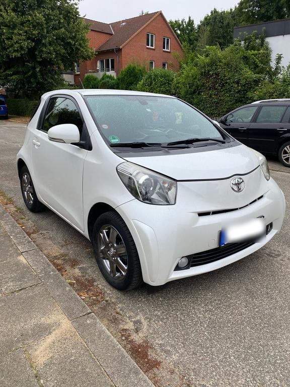 Toyota IQ