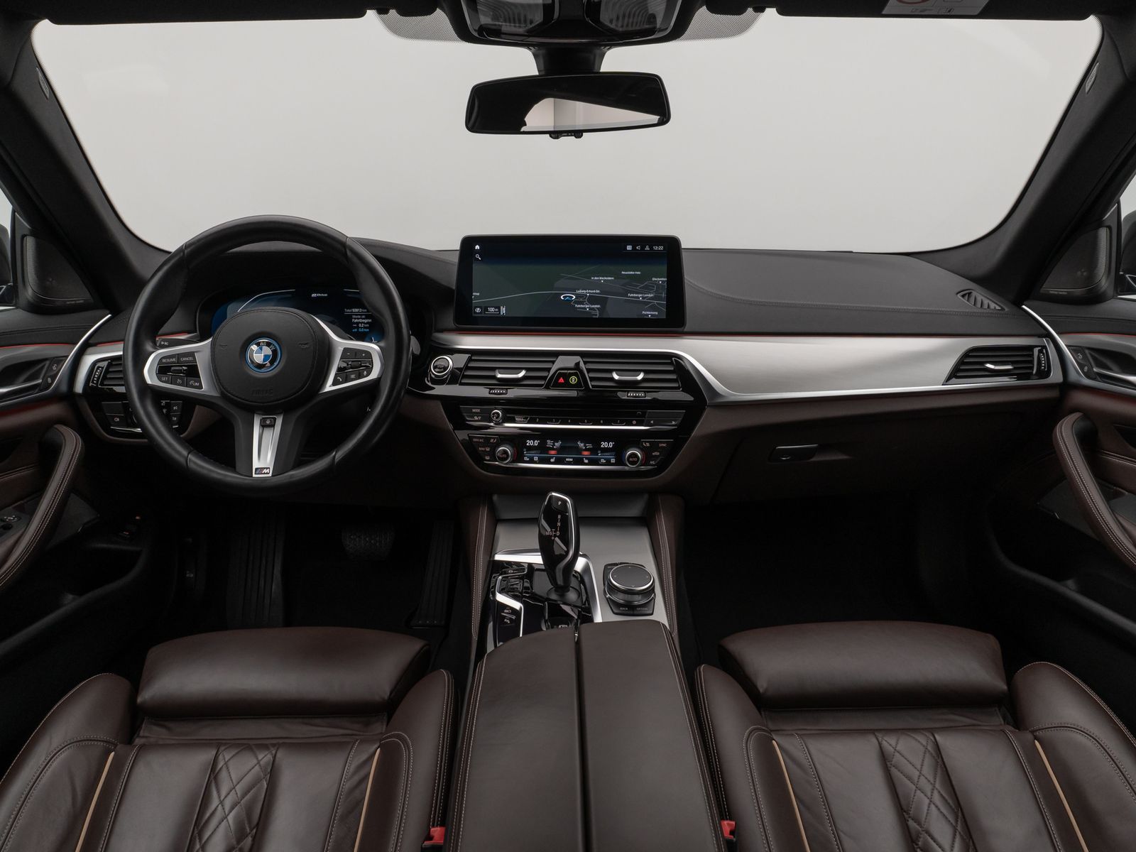 Fahrzeugabbildung BMW 530e LuxuryLine Kamera Laser HUD DAB H/K Komfort