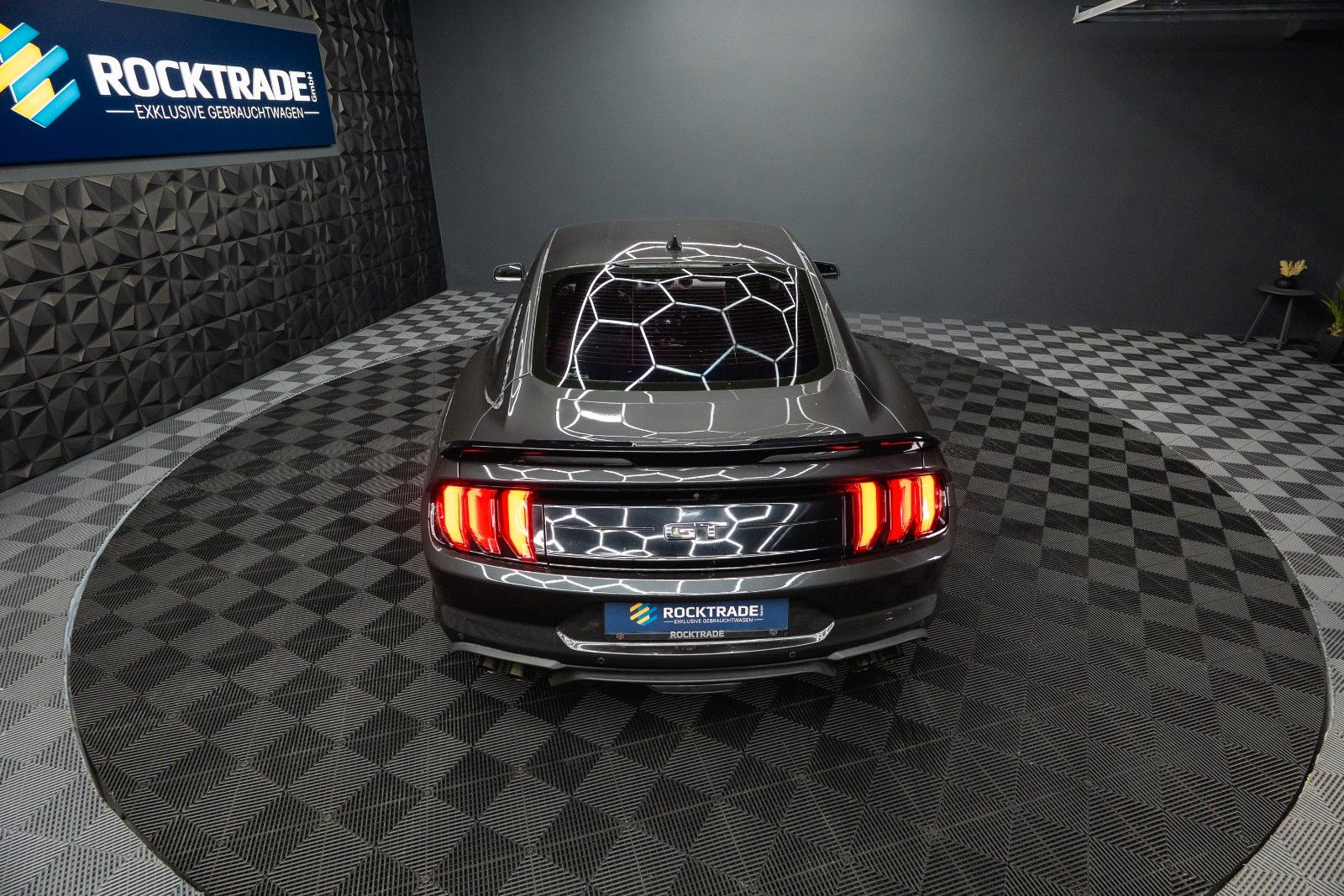 Fahrzeugabbildung Ford Mustang Shelby GT 500 5.0 V8 Performance CarPlay
