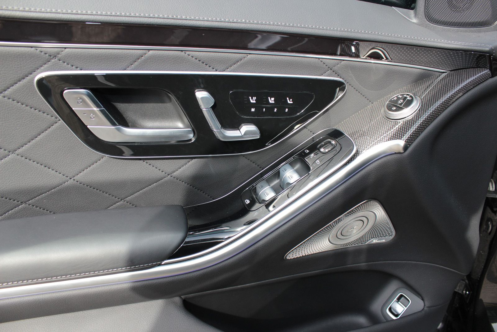 Fahrzeugabbildung Mercedes-Benz S 580 e 4Matic L