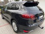 Porsche Cayenne Diesel 245 PS * Nur  117 tkm ** 2. Hand - Porsche Cayenne mit Diesel-Antrieb: Geländewagen