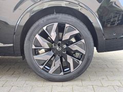 Fahrzeugabbildung Rafale 200 E-Tech Full Hybrid Esprit Alpine HUD