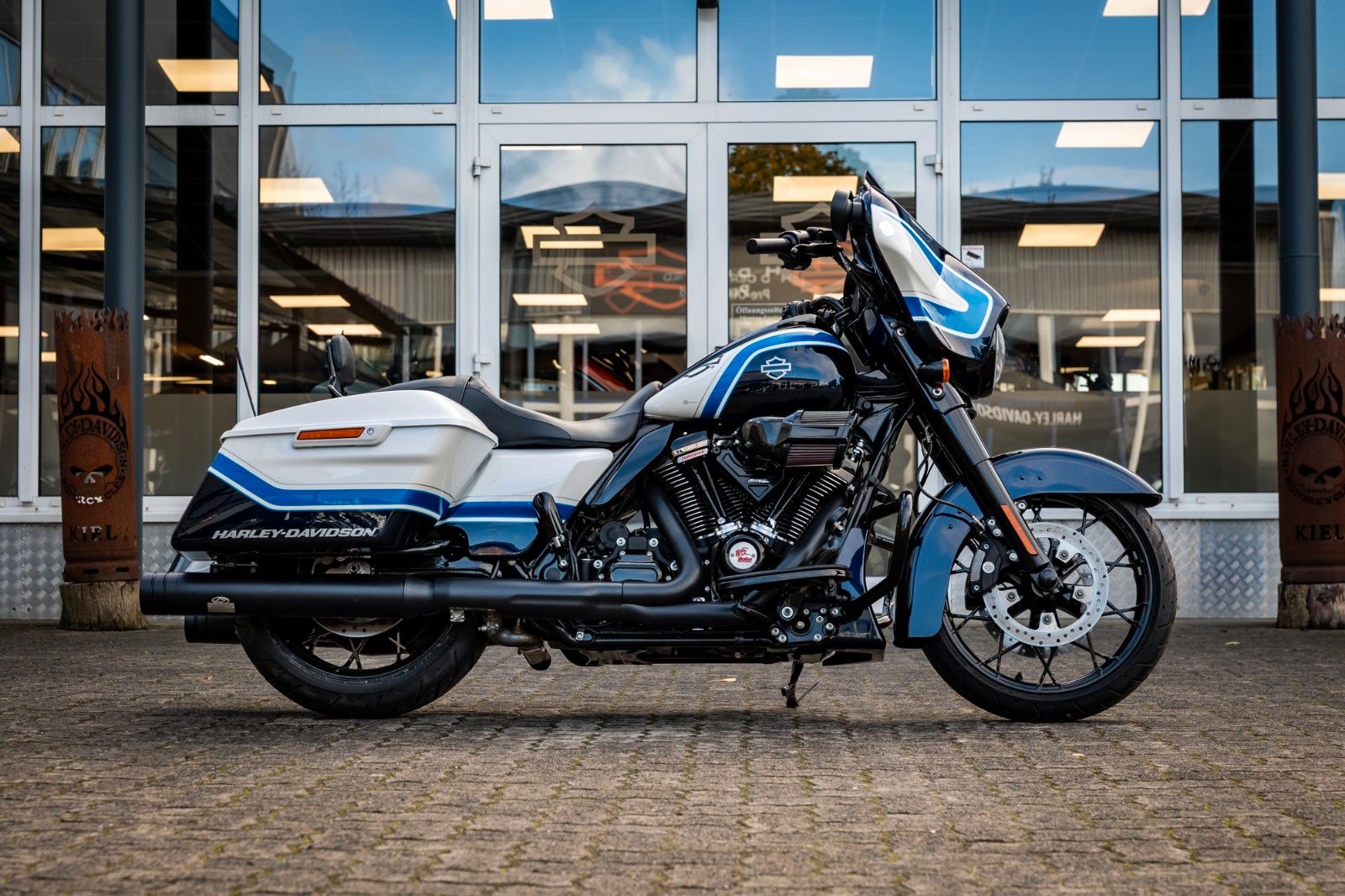 Fahrzeugabbildung Harley-Davidson STREET GLIDE SPECIAL FLHXS 148 CUI  - TORXSTER -