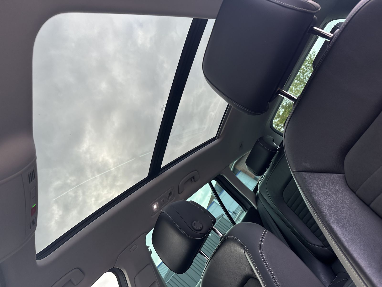 Fahrzeugabbildung Volkswagen Passat Variant 2.0 TDI DSG Elegance LED+PANO+ACC