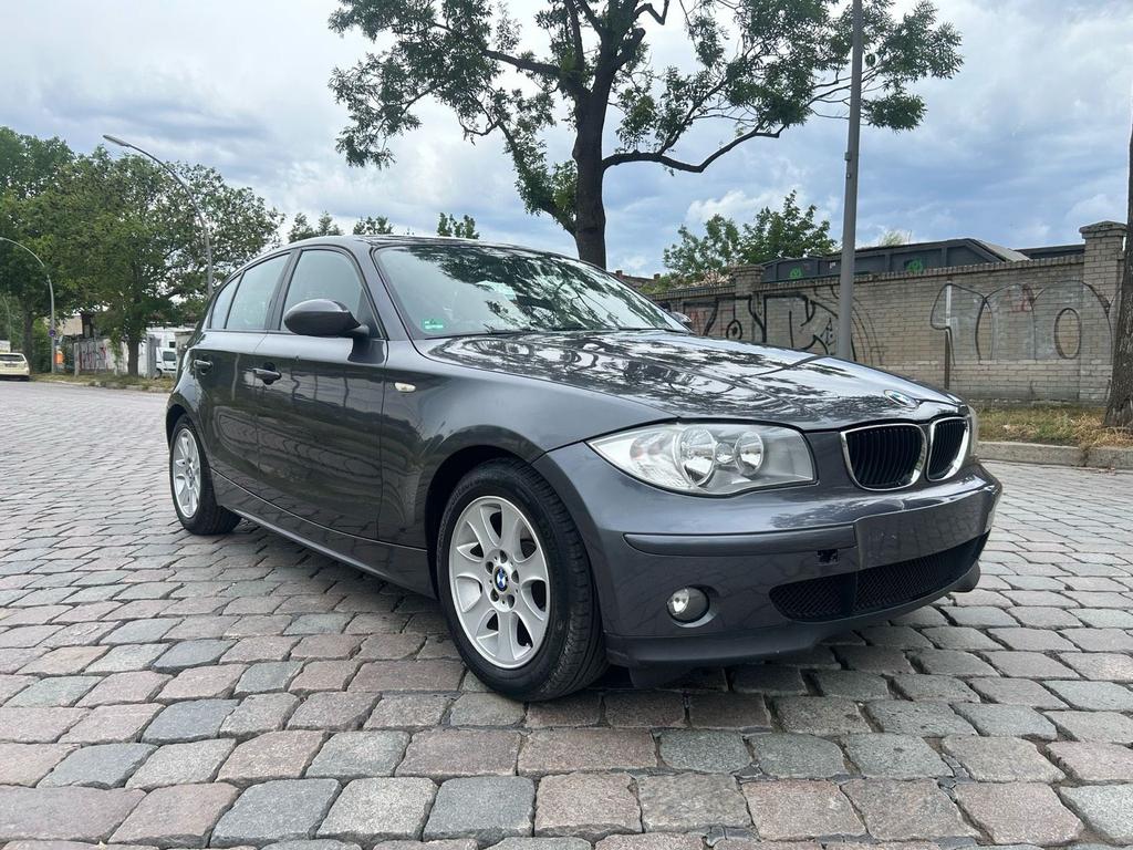 BMW 120