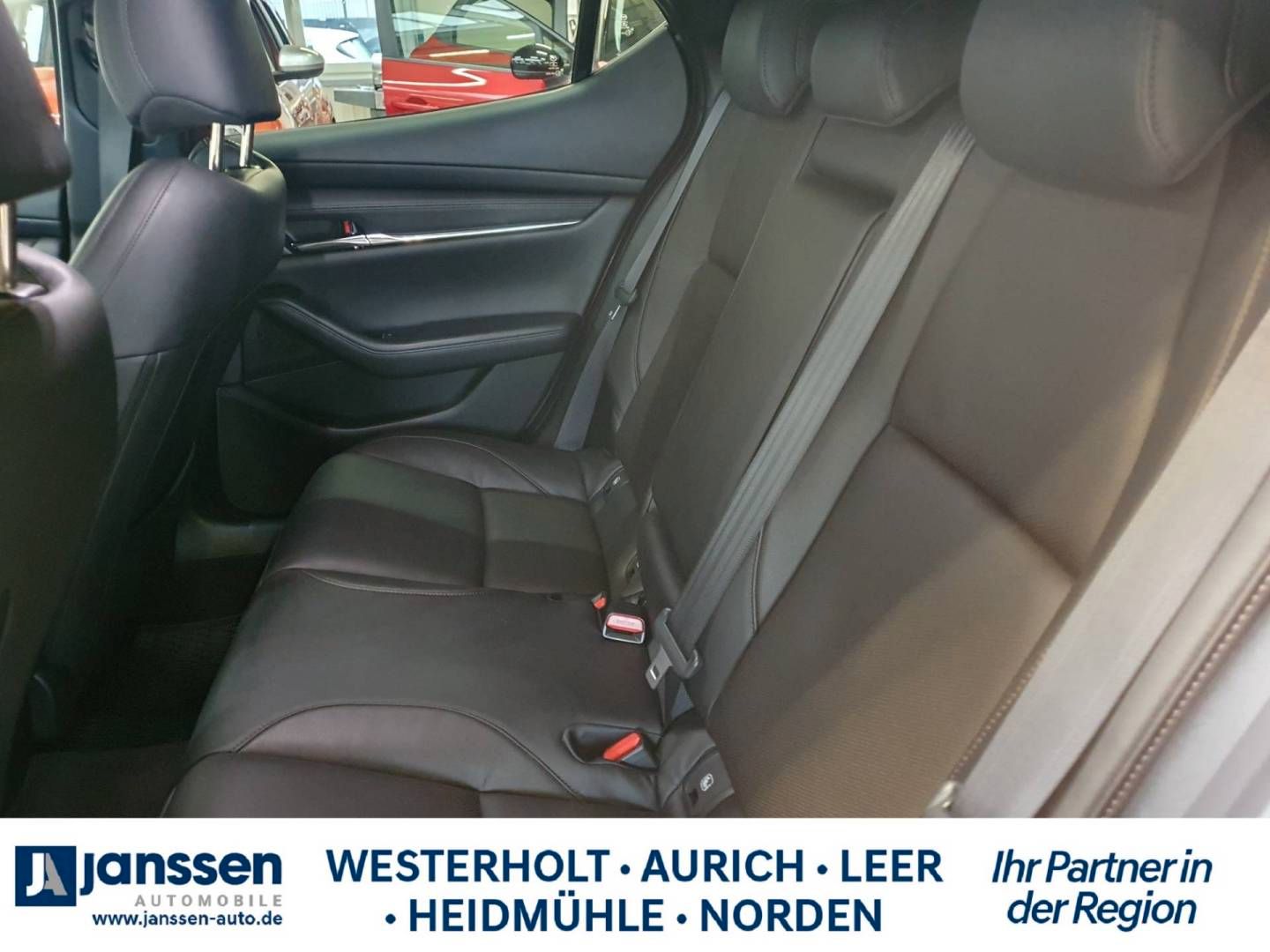 Fahrzeugabbildung Mazda 3 Skyaktiv-X Hybrid Selection