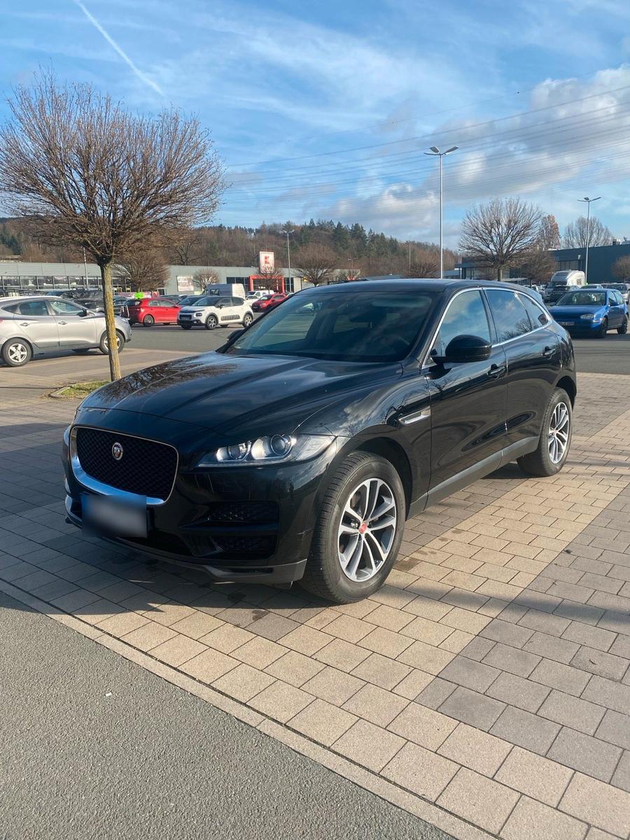 Jaguar F-Pace