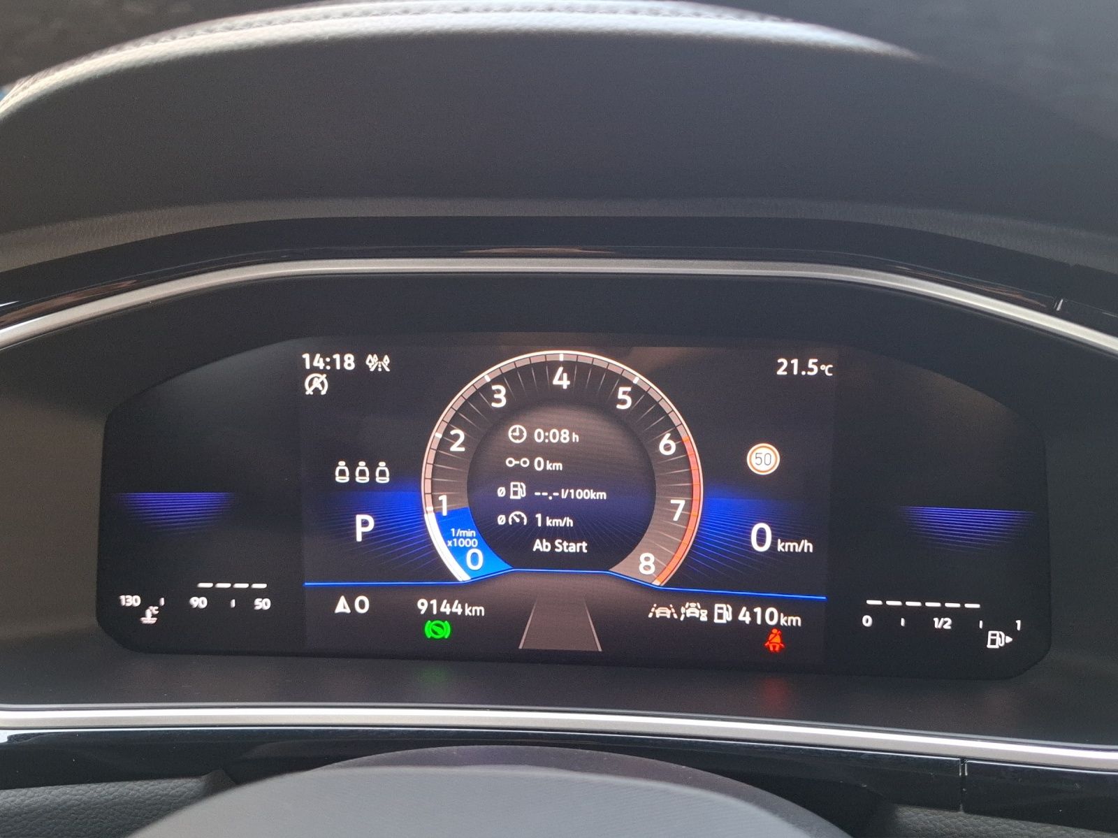 Fahrzeugabbildung Volkswagen T-Roc TSI R-Line DSG LEDplus AHK Navi AID ACC RF