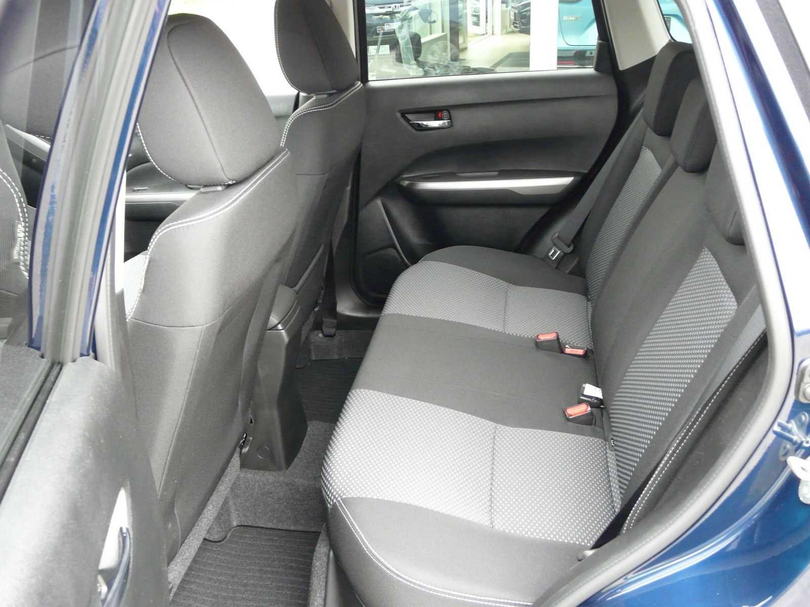 Fahrzeugabbildung Suzuki 1.4 BOOSTERJET Hybrid Comfort Shinkai