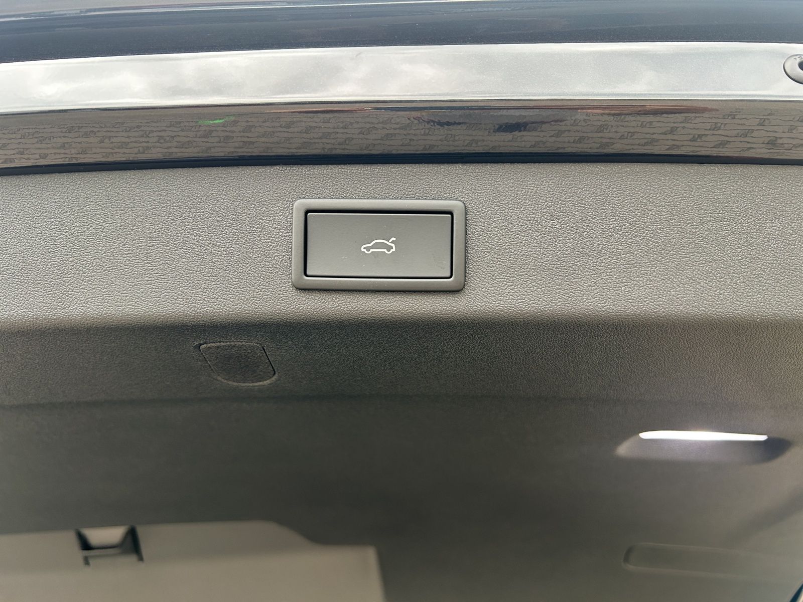Fahrzeugabbildung SKODA Kodiaq 2.0 TDI 4x4 Sportline MATRIX AHK