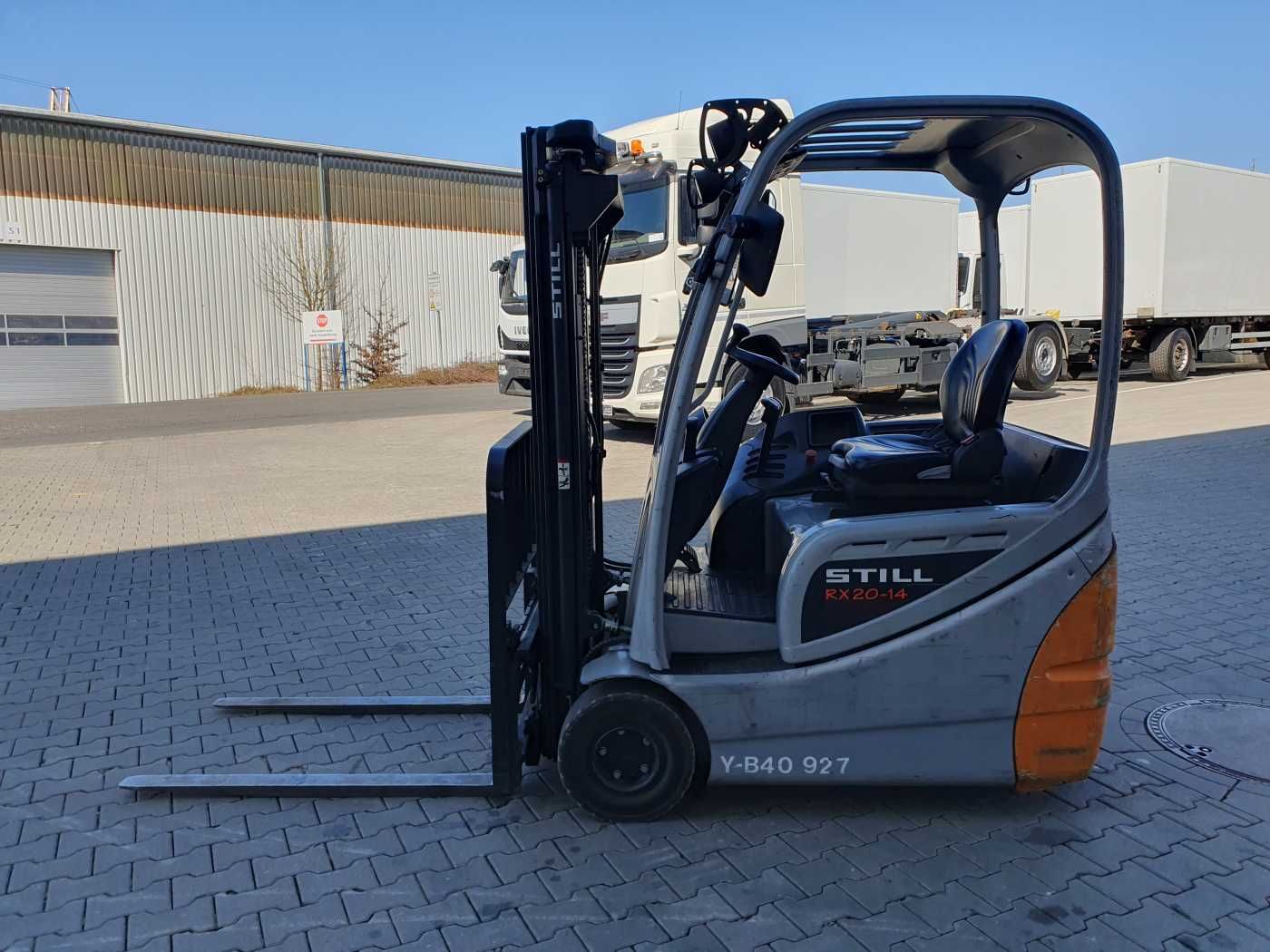 Fahrzeugabbildung Still RX20-14 / Triplex: 4.60m! / nur 1.907h! / SS