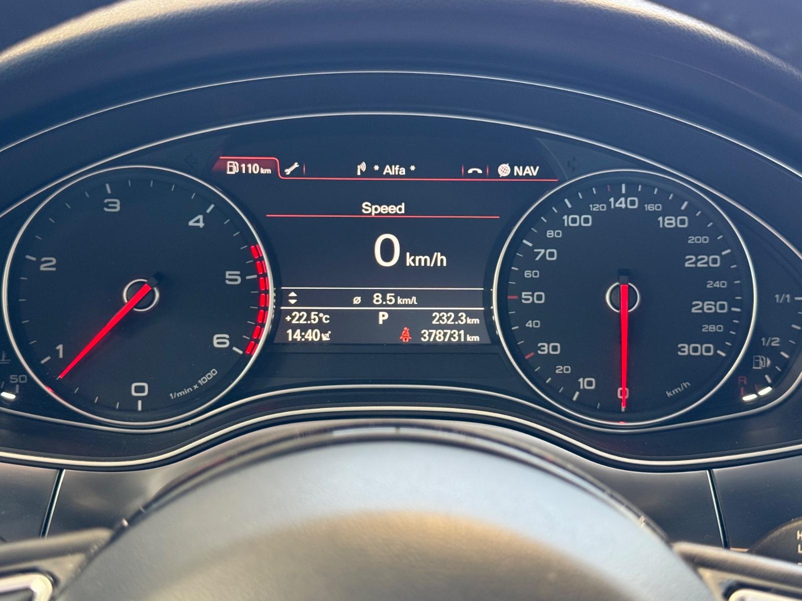 Audi A6 2014 — photo 18