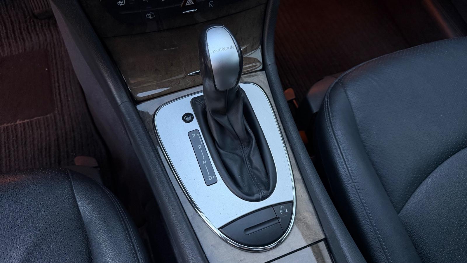 Mercedes-Benz E280 2005 — photo 23