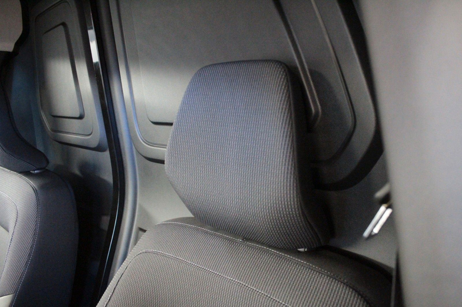 Fahrzeugabbildung Renault Kangoo Rapid Tce 100 Start *Klima*