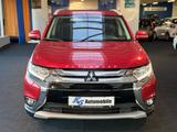 Mitsubishi Outlander Plus 4WD*7-SITZER*AUTOM.*KAMERA*ALU* - Mitsubishi Outlander: Rot