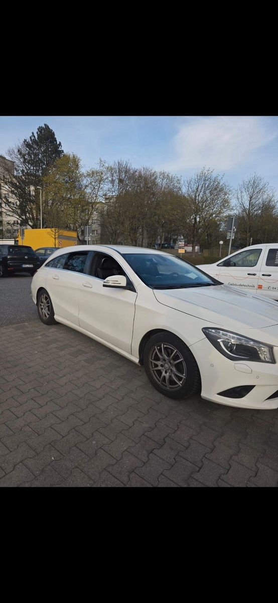MERCEDES-BENZ Mercedes-Benz CLA 180 Shooting Brake