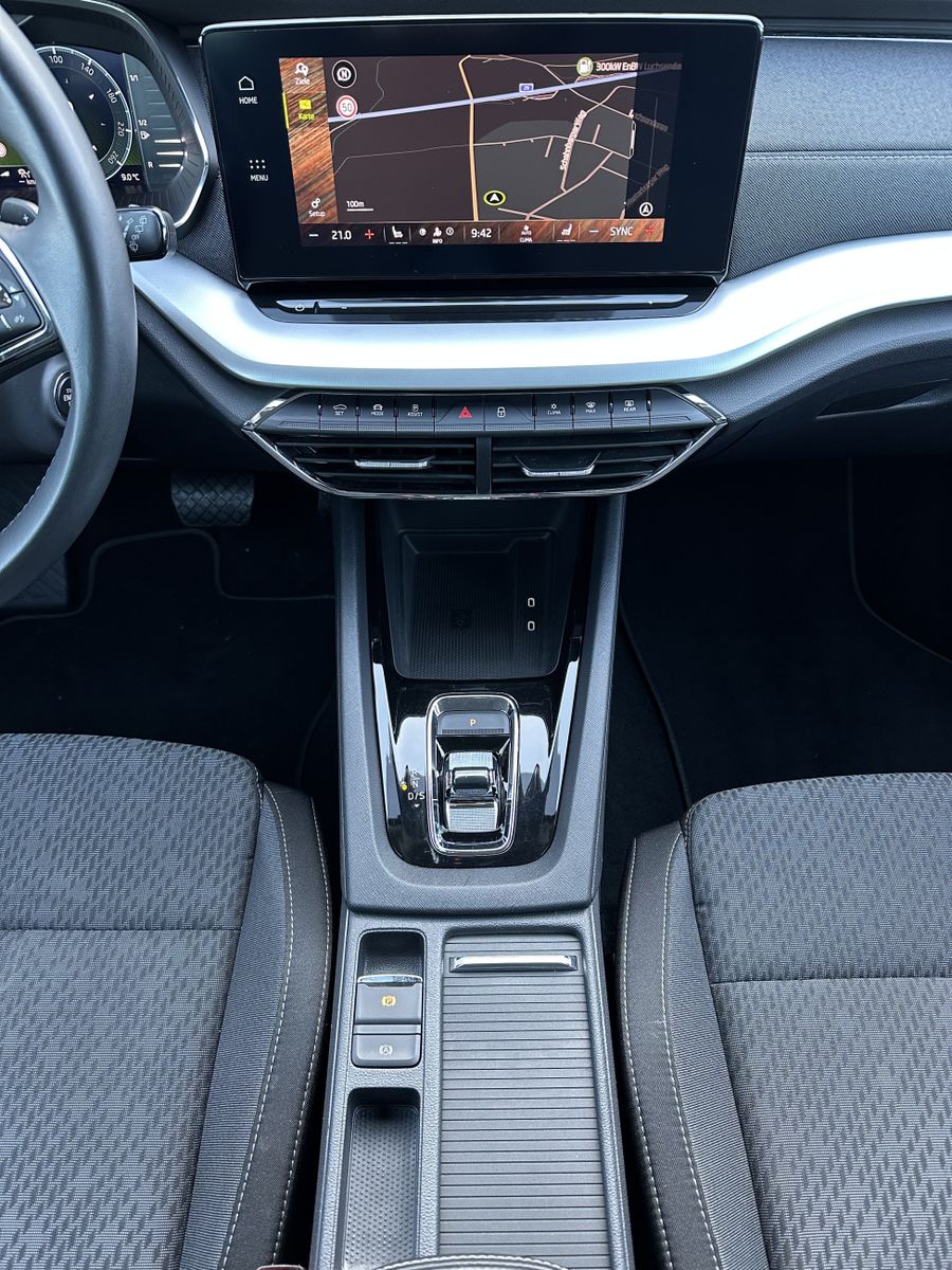 Fahrzeugabbildung SKODA Octavia Combi 2.0 TDI DSG Style NAV+LED+HEAD-UP