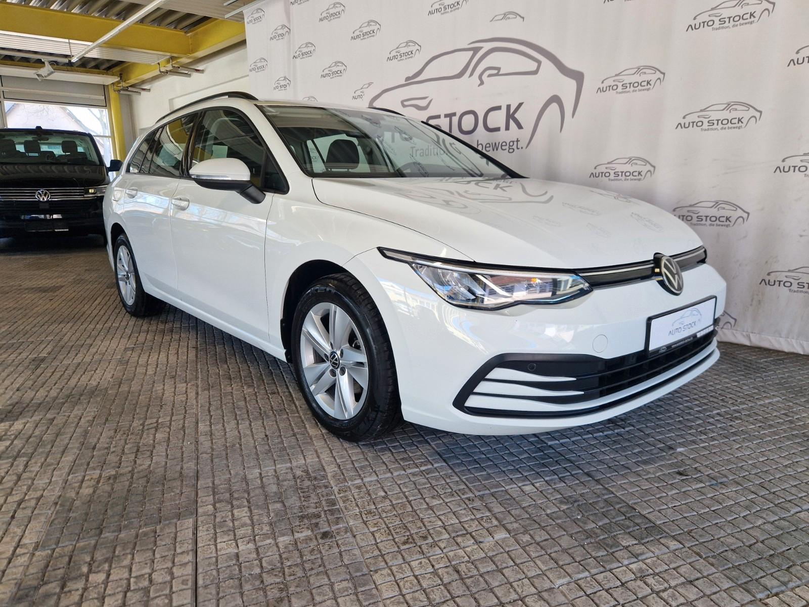 Volkswagen Golf Variant 1.0 TSI Life LED PDC App Connect SH