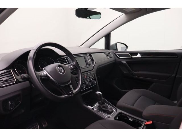 Fahrzeugabbildung Volkswagen Golf Sportsvan VII 1.4 Sound BMT Start-Stopp