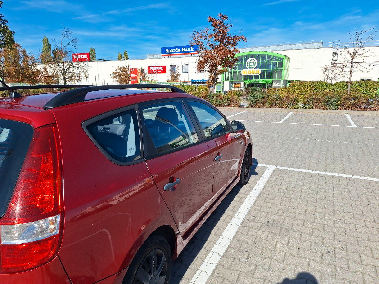 Hyundai i30 2012 — rear view