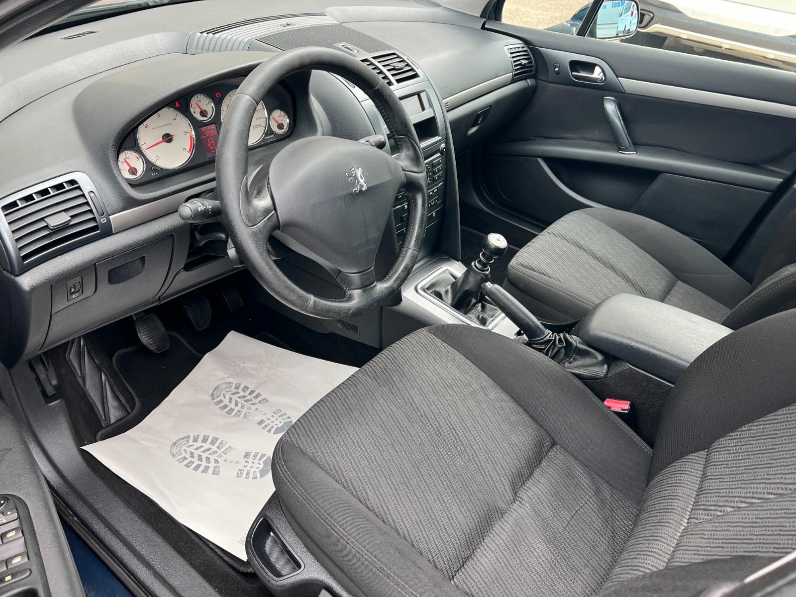 Peugeot 407 2009 — photo 9