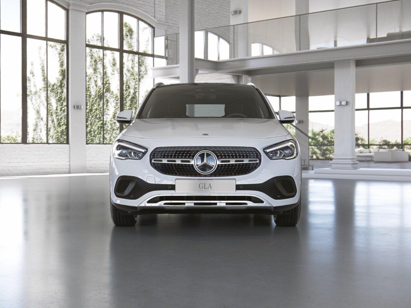 Mercedes-Benz GLA 4M PROG BUSI PANO AHK OFROAD KAMERA MBUX, миниатюра 3