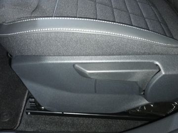 Citroën C3 Turbo 100 MAX HUD°NAVI°LED°RFK°FRONT- LENKKRA