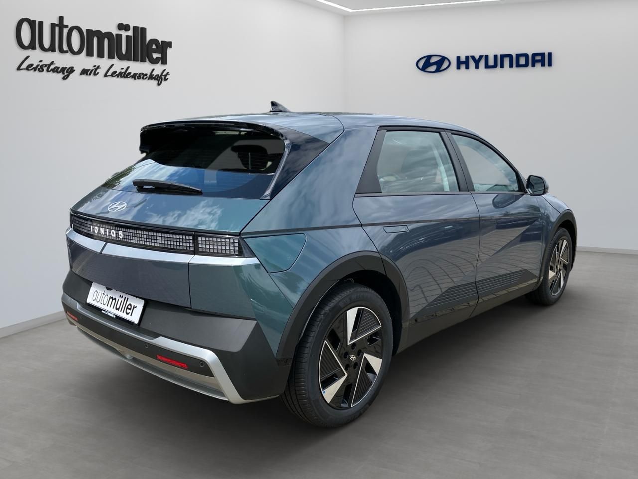 Fahrzeugabbildung Hyundai IONIQ 5 DYNAMIQ, *el. Heckklappe, LED-Paket* *SH