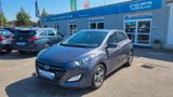 Hyundai i30 blue 1.6 CRDi 81kW Trend