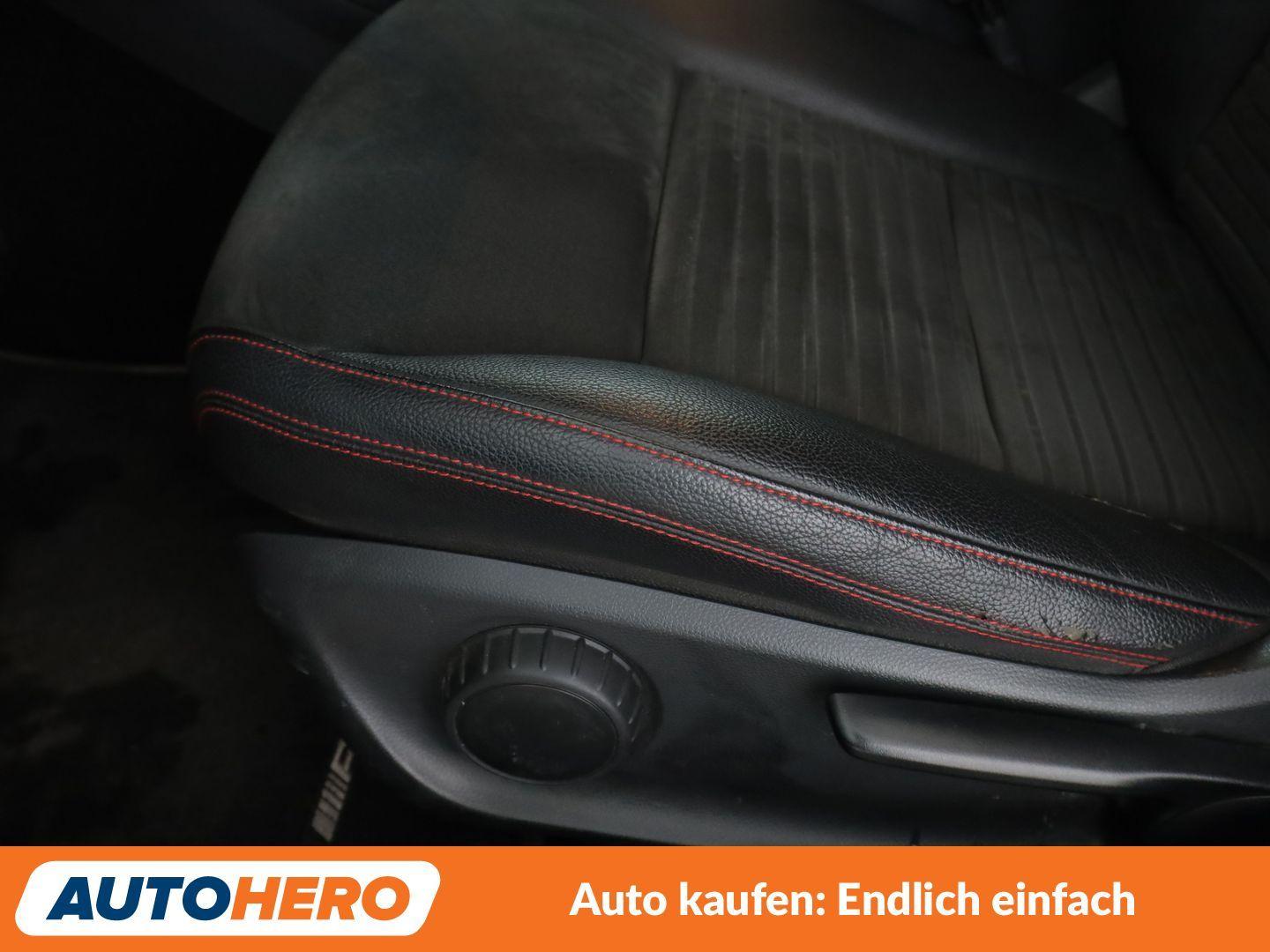 Mercedes-Benz GLA 200 AMG Line*XENON*NAVI*PDC*SHZ*KLIMA*