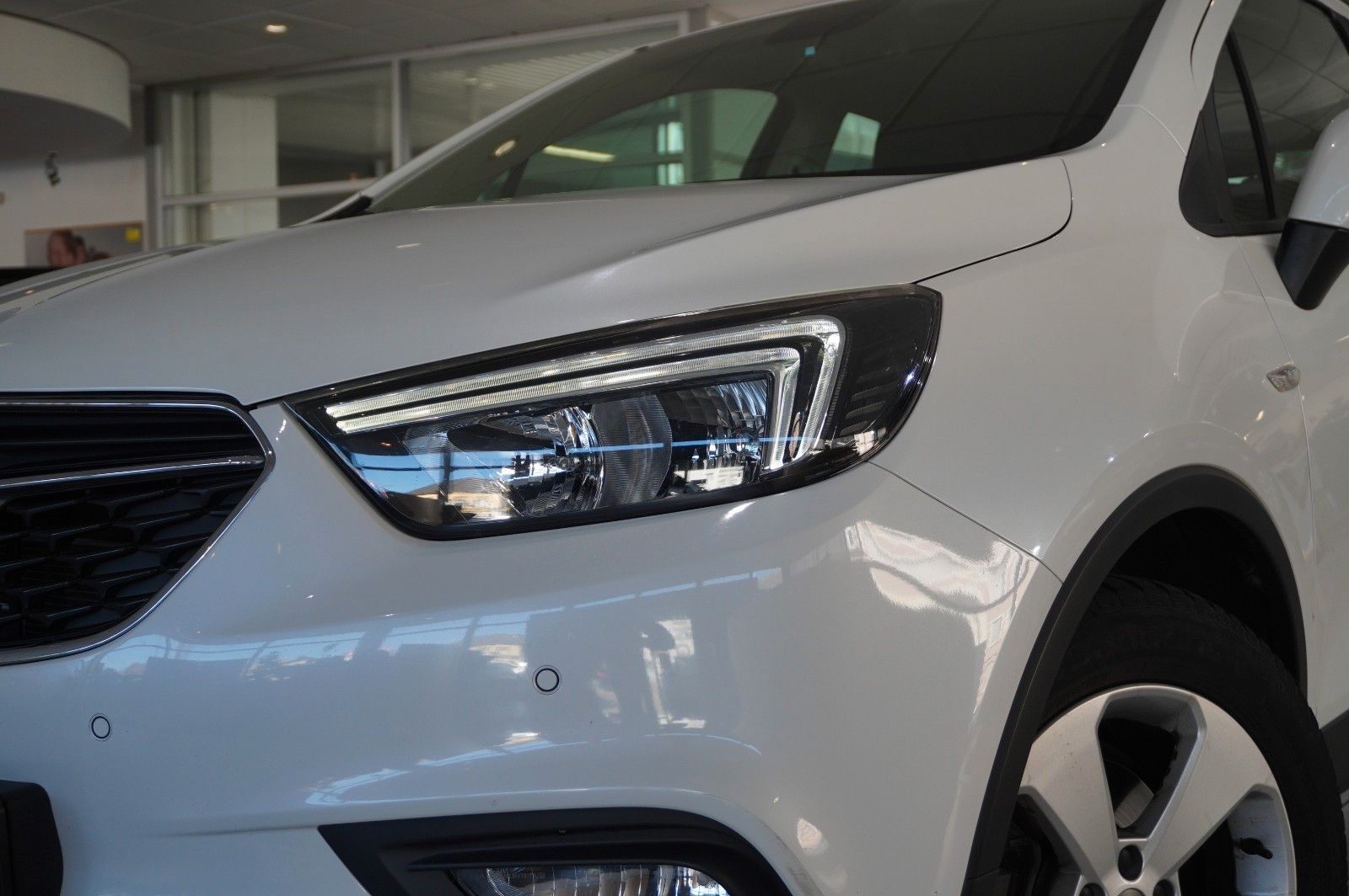 Fahrzeugabbildung Opel Mokka X 1.4 ON NAVI/LED/KAMERA/SHZ/SPORT/NEBEL