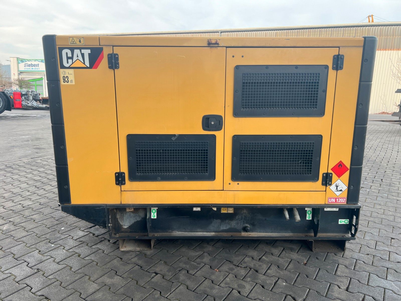Fahrzeugabbildung CAT DE65E3 / Stromerzeuger / 60KVA / 2017 / 17.917h