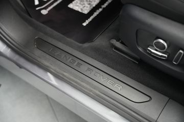 Land-Rover Range Rover Evoque - 12