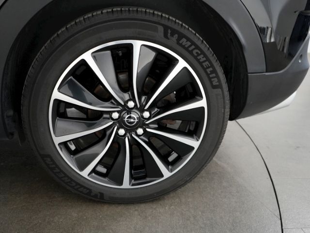 Grandland X PHEV ULTIMATE 4WD AT+LED+NAVI+360 GR