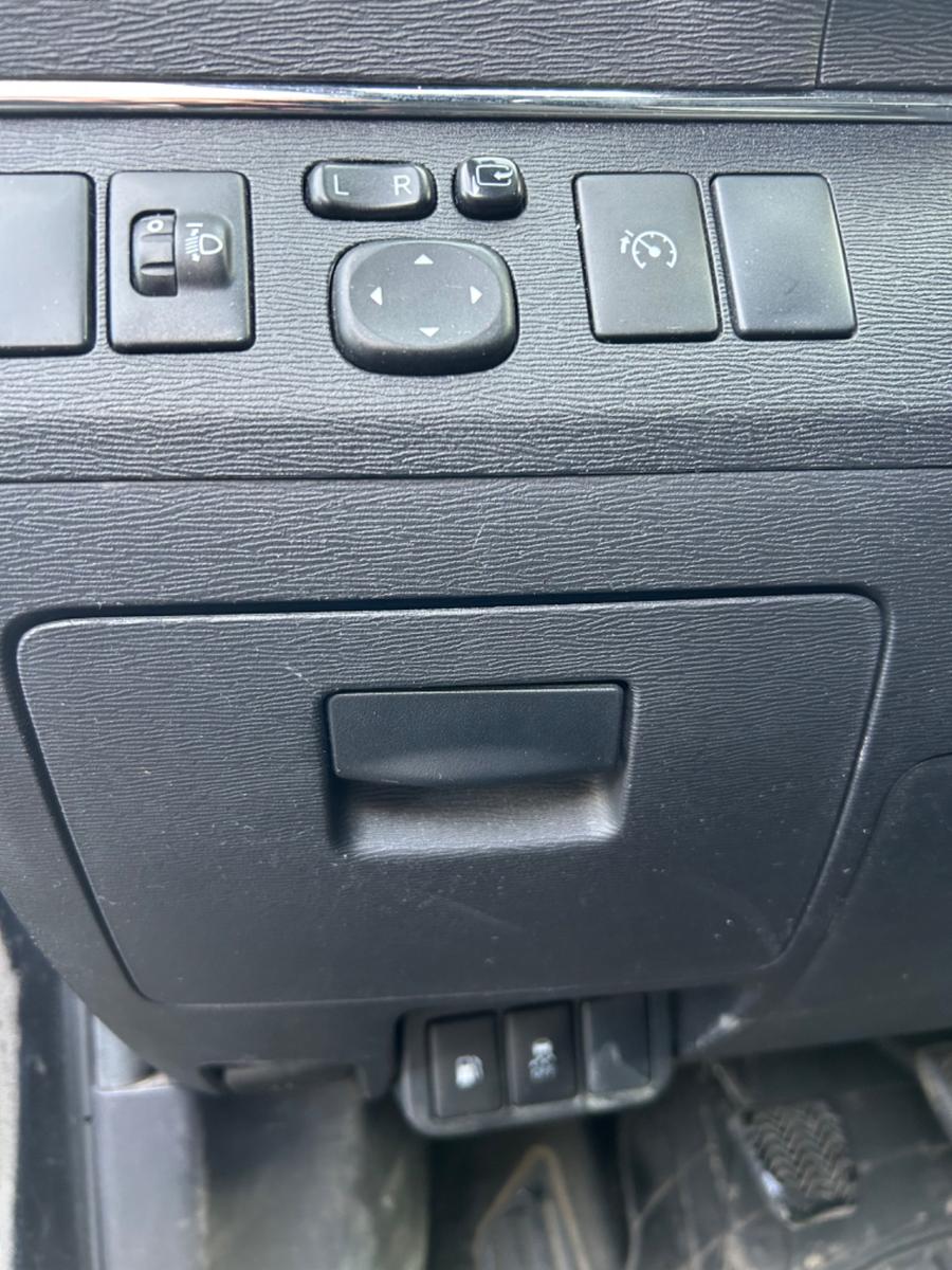 Toyota Avensis 2015 — photo 15