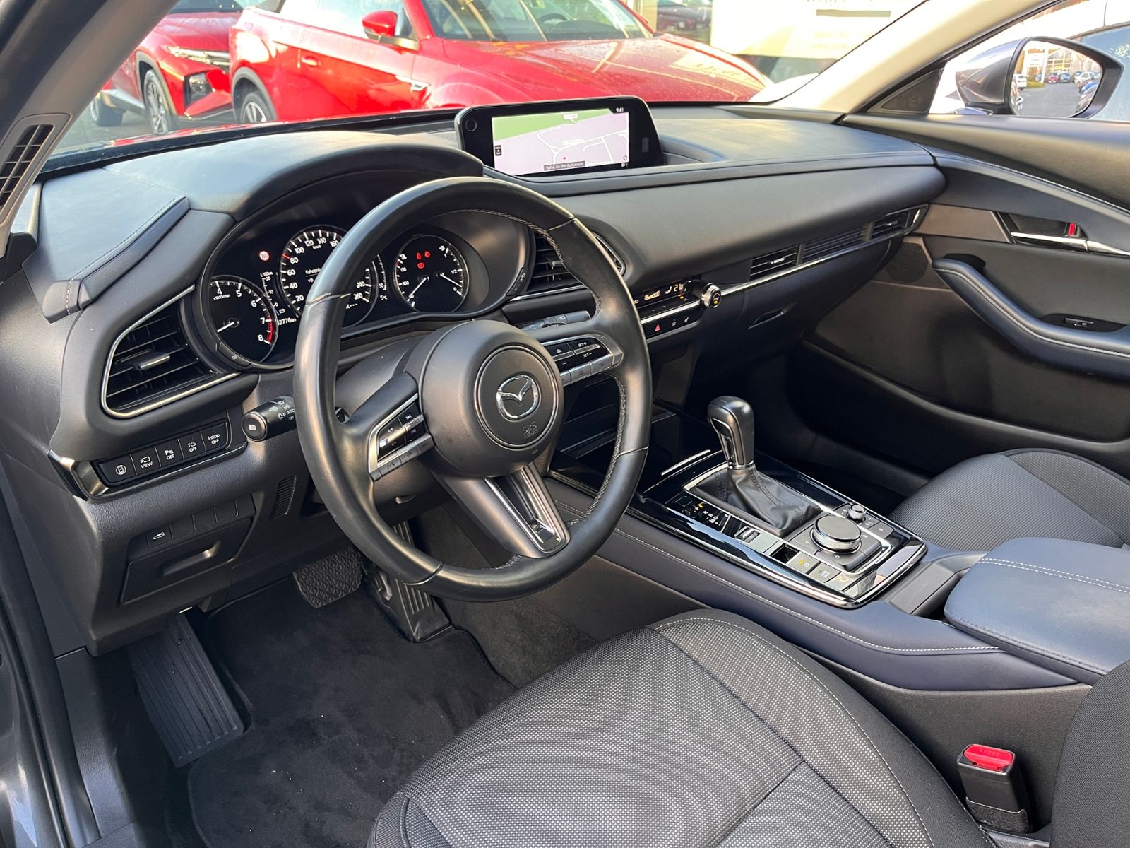 Fahrzeugabbildung Mazda CX-30 Selection AWD AHK 360° MATRIX LED NAV 18"