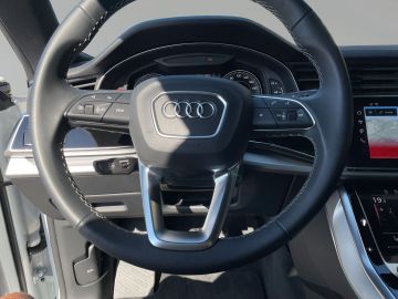 Audi Q8 - 4