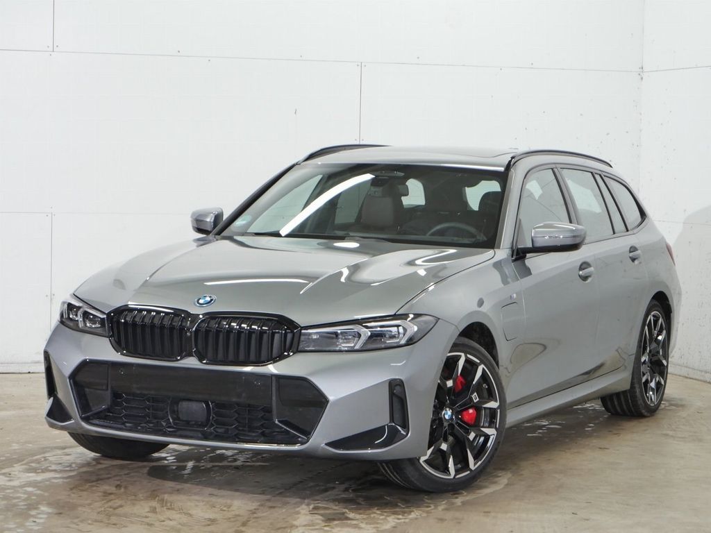 Image of BMW 330