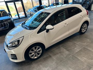 Kia Rio Dream Team *Kamera*Lenkradheizung*