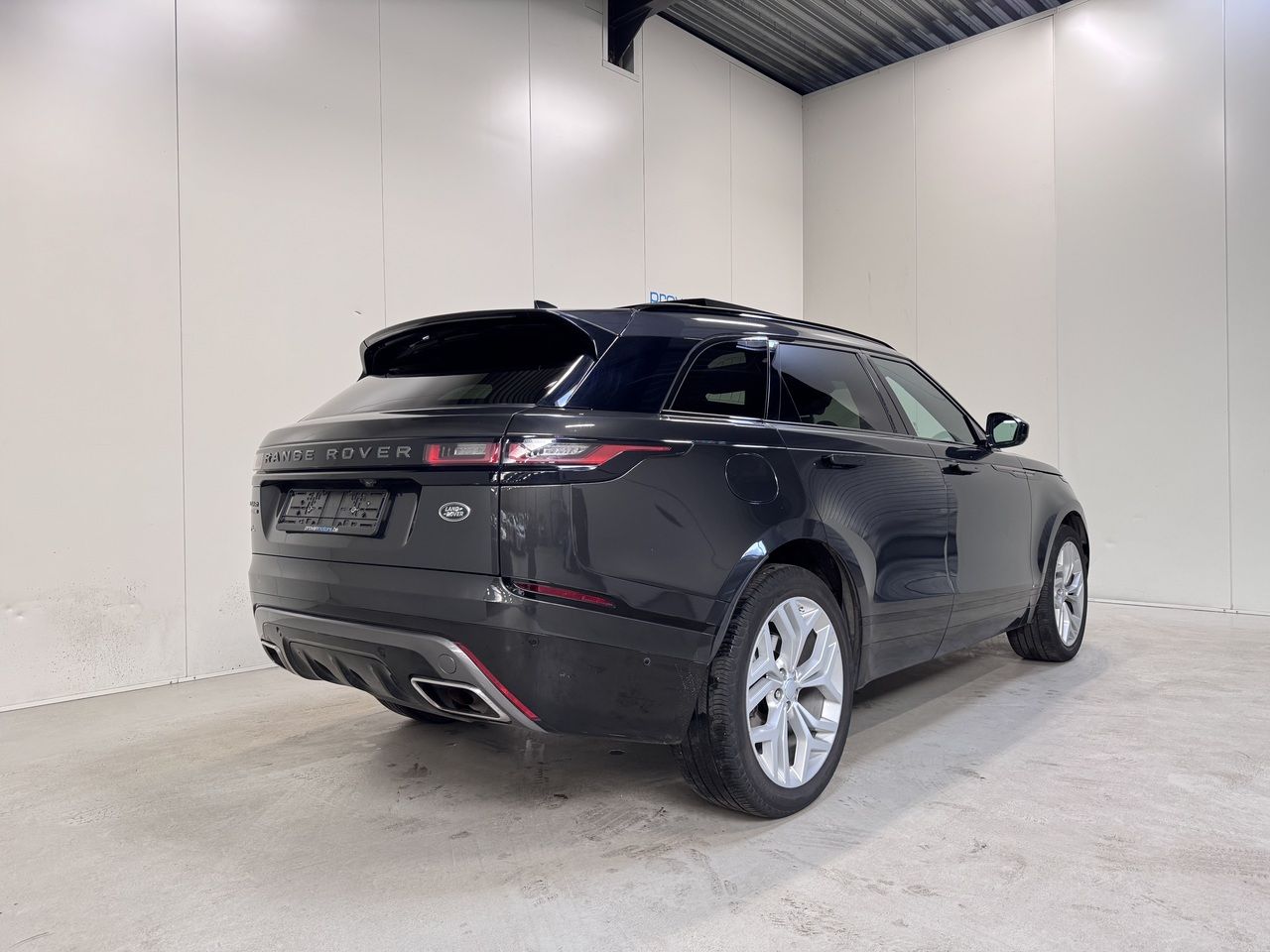 Land Rover Range Rover Velar P300 Benzine Autom. - R Dynami imagem 3