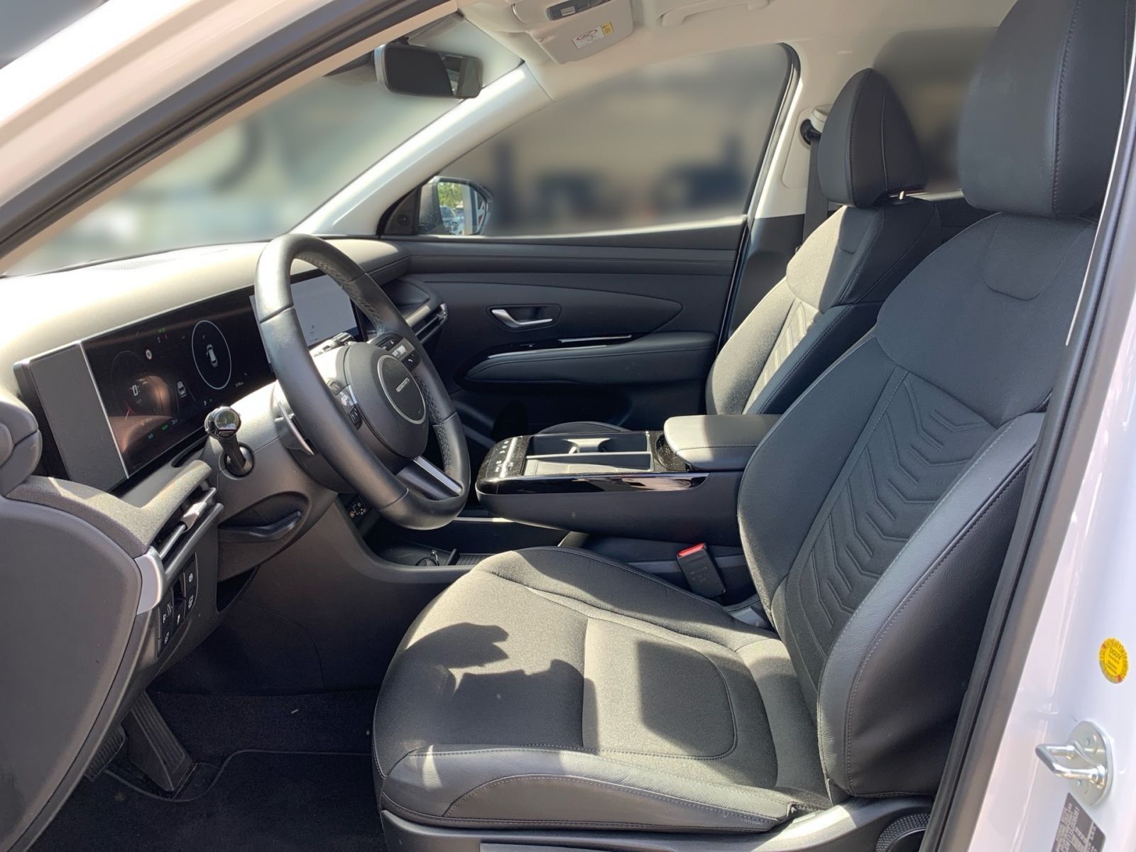 Fahrzeugabbildung Hyundai TUCSON 1.6 T-GDI Trend Hybrid Navi LED