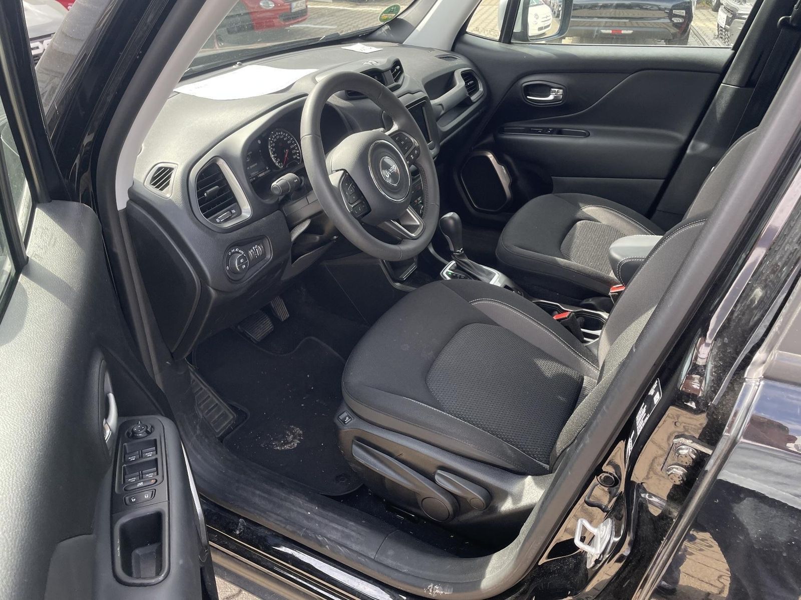Jeep Renegade - Bild 8