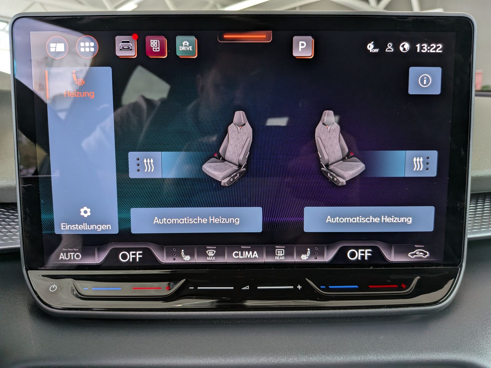 Fahrzeugabbildung CUPRA Terramar 1.5 eTSI Tribe Sennh Matrix HUD AHK 20