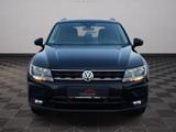 Volkswagen Tiguan 2.0 TDI Join 4Motion/ Nav./Aut./Insp Neu - Volkswagen Tiguan mit Diesel-Antrieb: Schwarz, Stoff