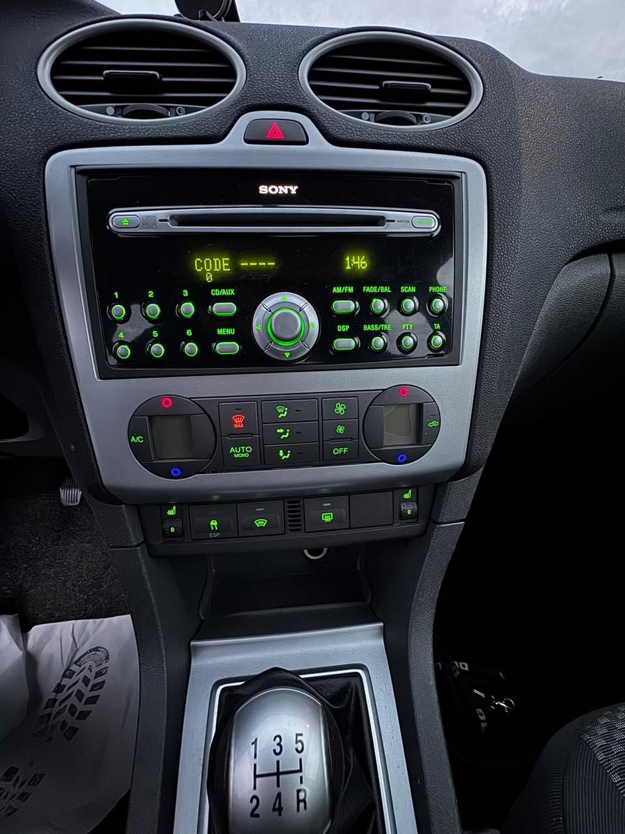 Ford Focus 2006 — photo 6