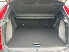 Foto Nummer 11: PEUGEOT 2008