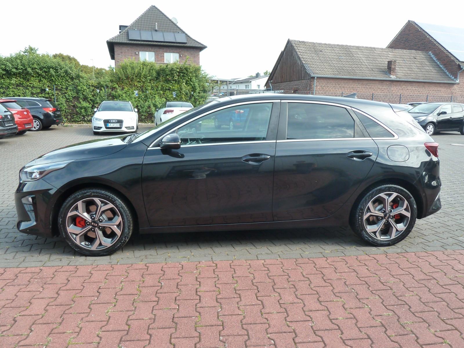 Kia cee'd / Ceed